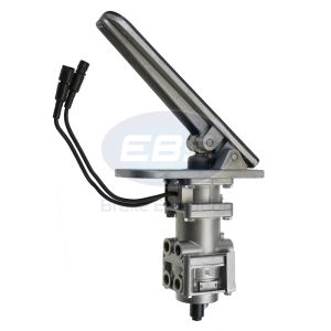 FOOT BRAKE VALVE - REMANUFACTURED ( DX80E )